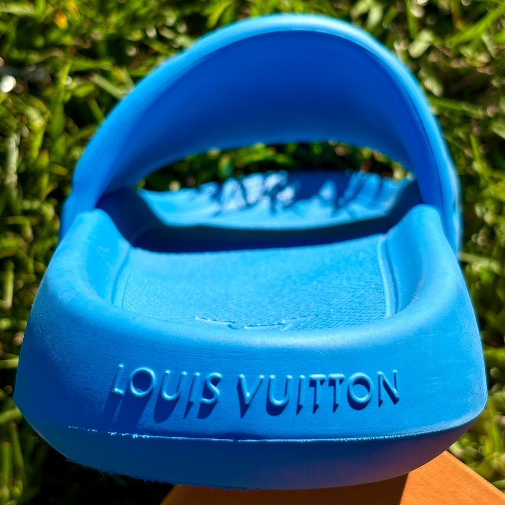 Louis Vuitton Blue Waterfront Mule Slide Size 10.5 Abloh FW21 Collector Sandal - Picture 10 of 16